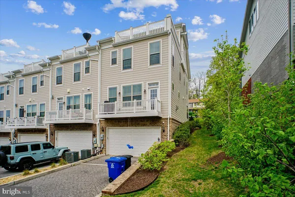 $5,500 | 3016 20th Street South, Arlington, VA 22206