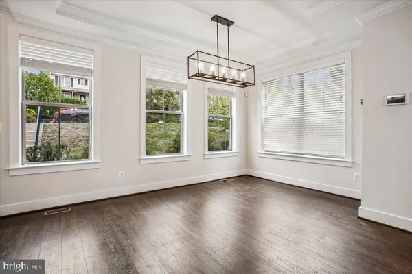 $5,500 | 3016 20th Street South, Arlington, VA 22206