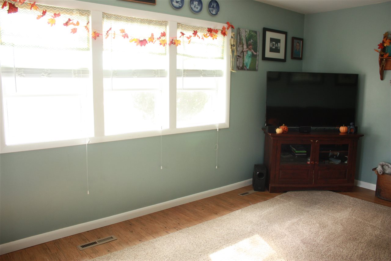 11385 East Walton Road Shepherd, MI 48883 - Photo 9 of 38 1839438-8.JPG