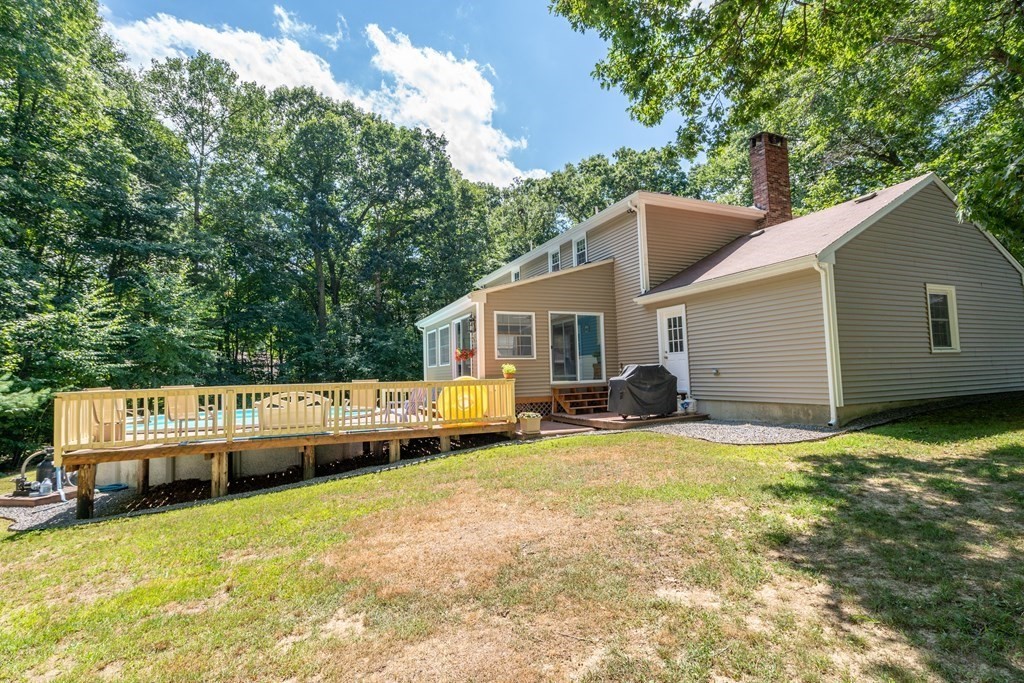 10 Oak Hill Road Mendon, MA 01756 - Photo 29 of 36 Gallery Image 29