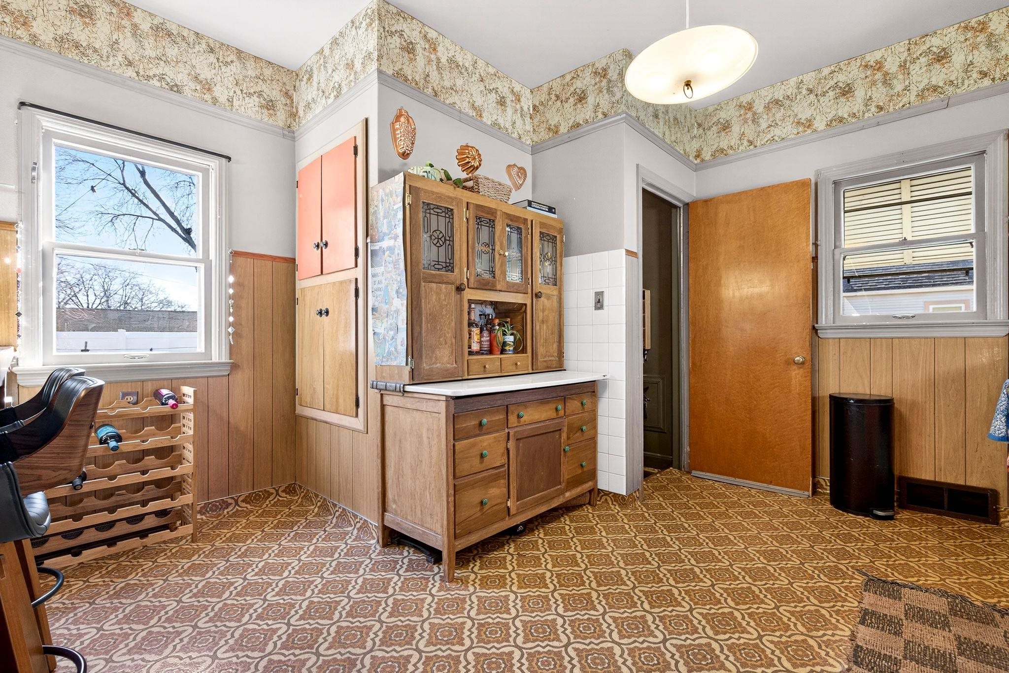 1108 North Gillett Street Appleton, WI 54914 - Photo 12 of 35