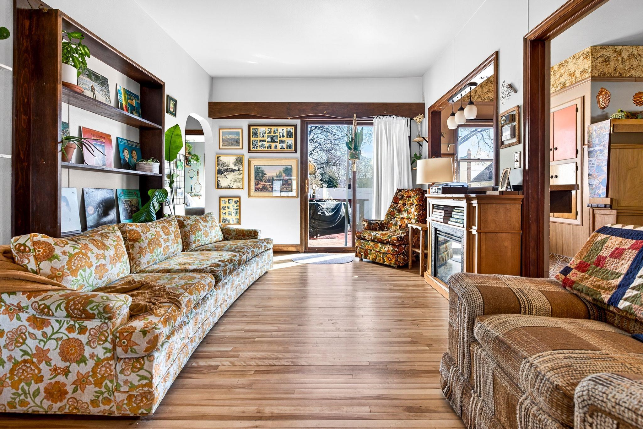 1108 North Gillett Street Appleton, WI 54914 - Photo 4 of 35