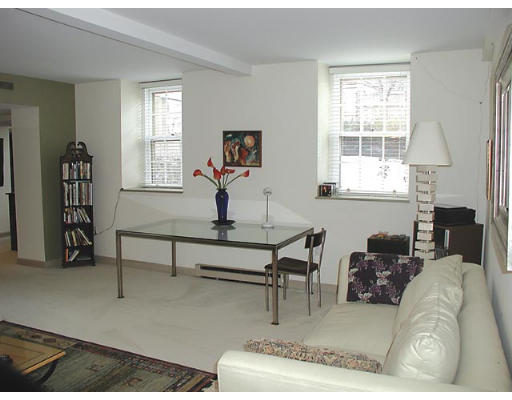 60 Glen Road, Unit T6 Brookline, MA 02445 - Photo 2 of 6