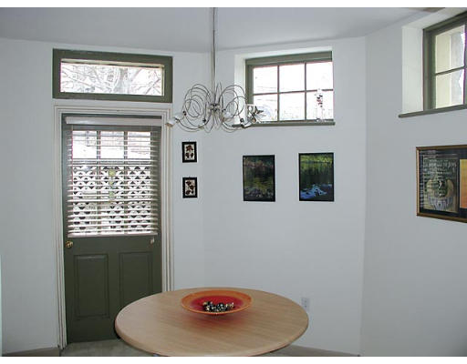 60 Glen Road, Unit T6 Brookline, MA 02445 - Photo 4 of 6