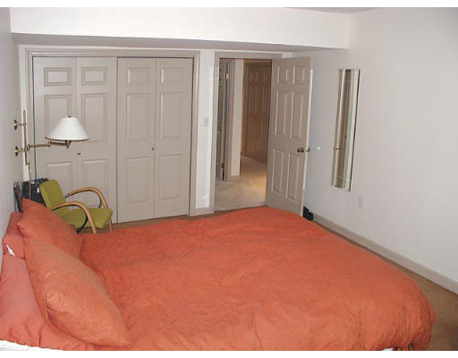 60 Glen Road, Unit T6 Brookline, MA 02445 - Photo 6 of 6