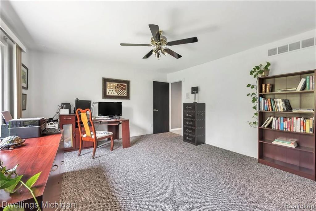 1037 South Adams Road Rochester Hills, MI 48309 - Photo 29 of 67
