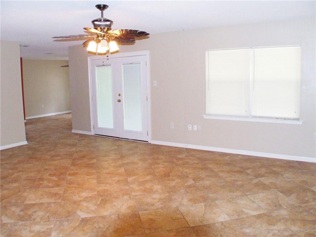 503 Drury Lane Slidell, LA 70460 - Photo 2 of 7