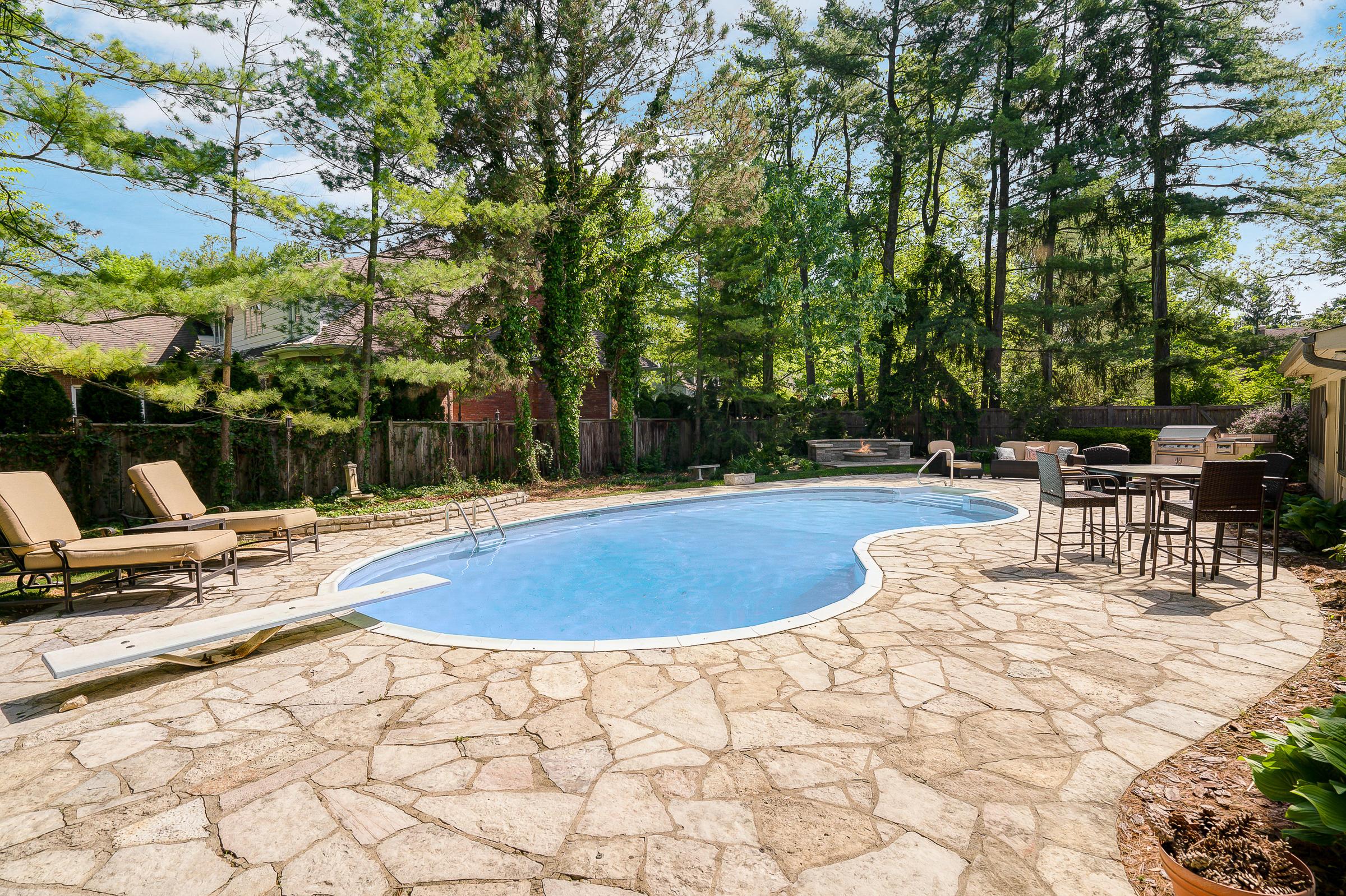 2330 Lane Road Columbus, OH 43220 - Photo 6 of 41