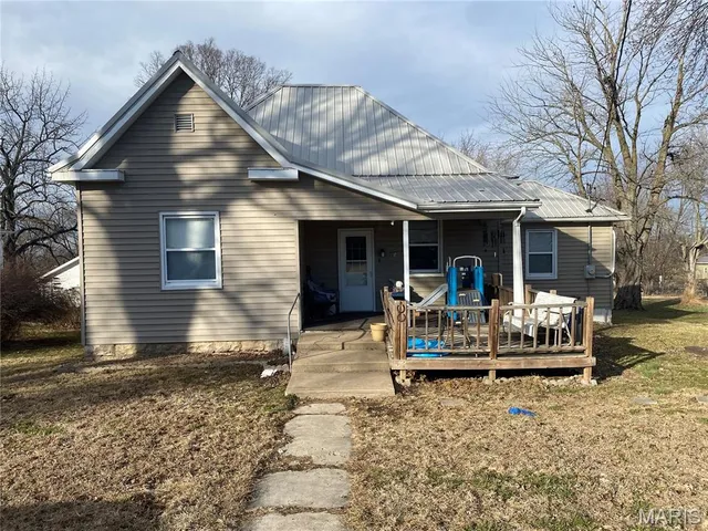 $145,000 | 305 2nd Street, New London, MO 63459