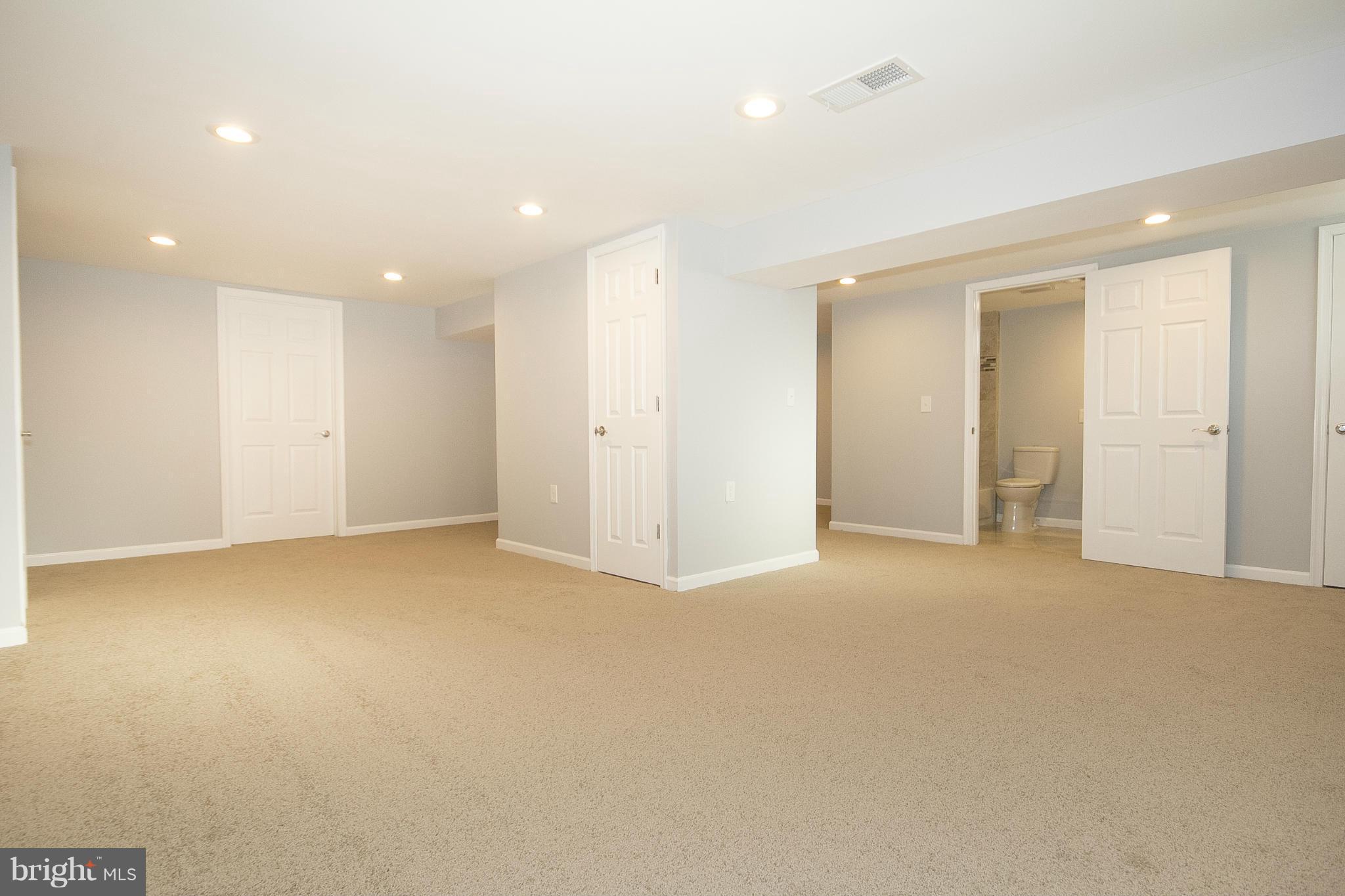 3943 Susanna Road Randallstown, MD 21133 - Photo 21 of 30 Family Room