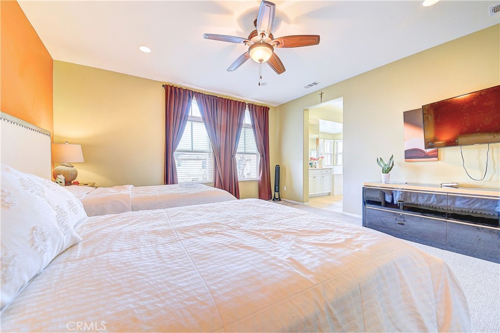 3306 Ridge Park Court Long Beach, CA 90755 - Photo 4 of 6 2nd Floor - Primary Ensuite