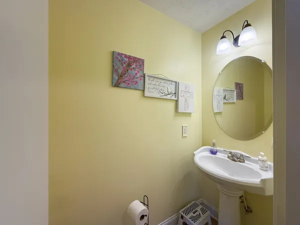 $474,900 | 35 Devonshire Court, Fishersville, VA 22939