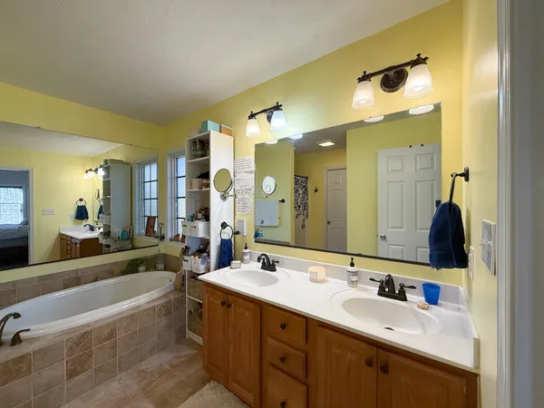 $474,900 | 35 Devonshire Court, Fishersville, VA 22939