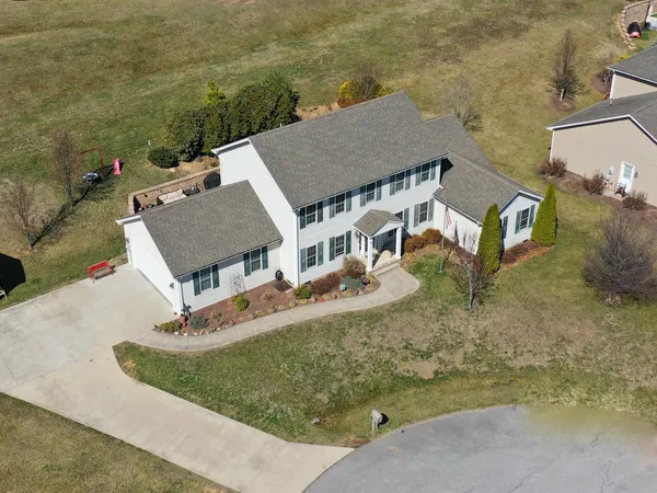 $474,900 | 35 Devonshire Court, Fishersville, VA 22939