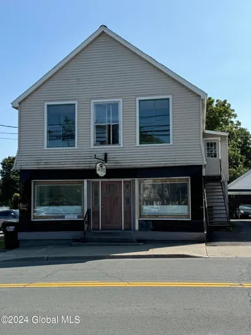 $925 | 164 Main Street, Unit 1, Ravena, NY 12143