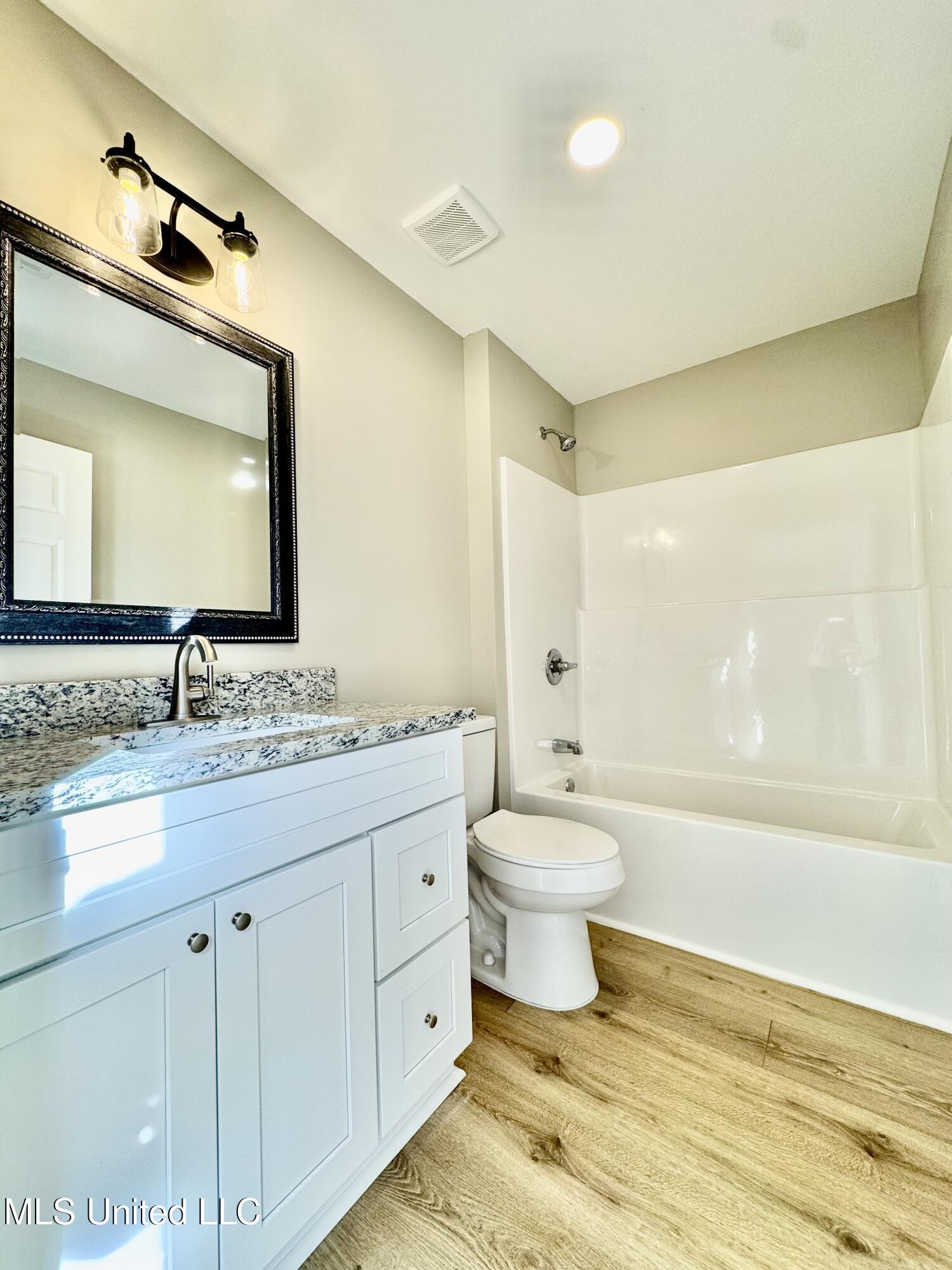 107 Cunningham Road Holly Springs, MS 38635 - Photo 12 of 22 IMG_3742