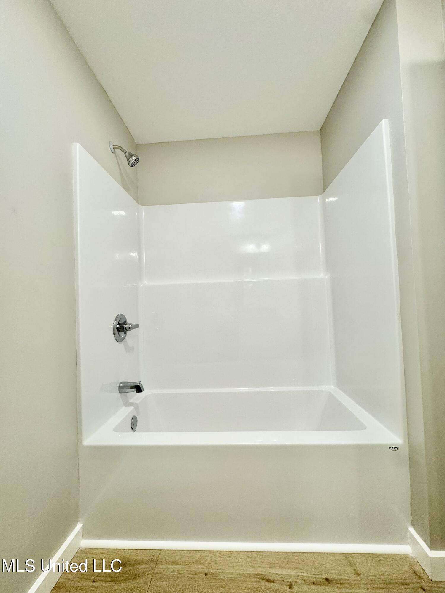 107 Cunningham Road Holly Springs, MS 38635 - Photo 15 of 22 IMG_3737