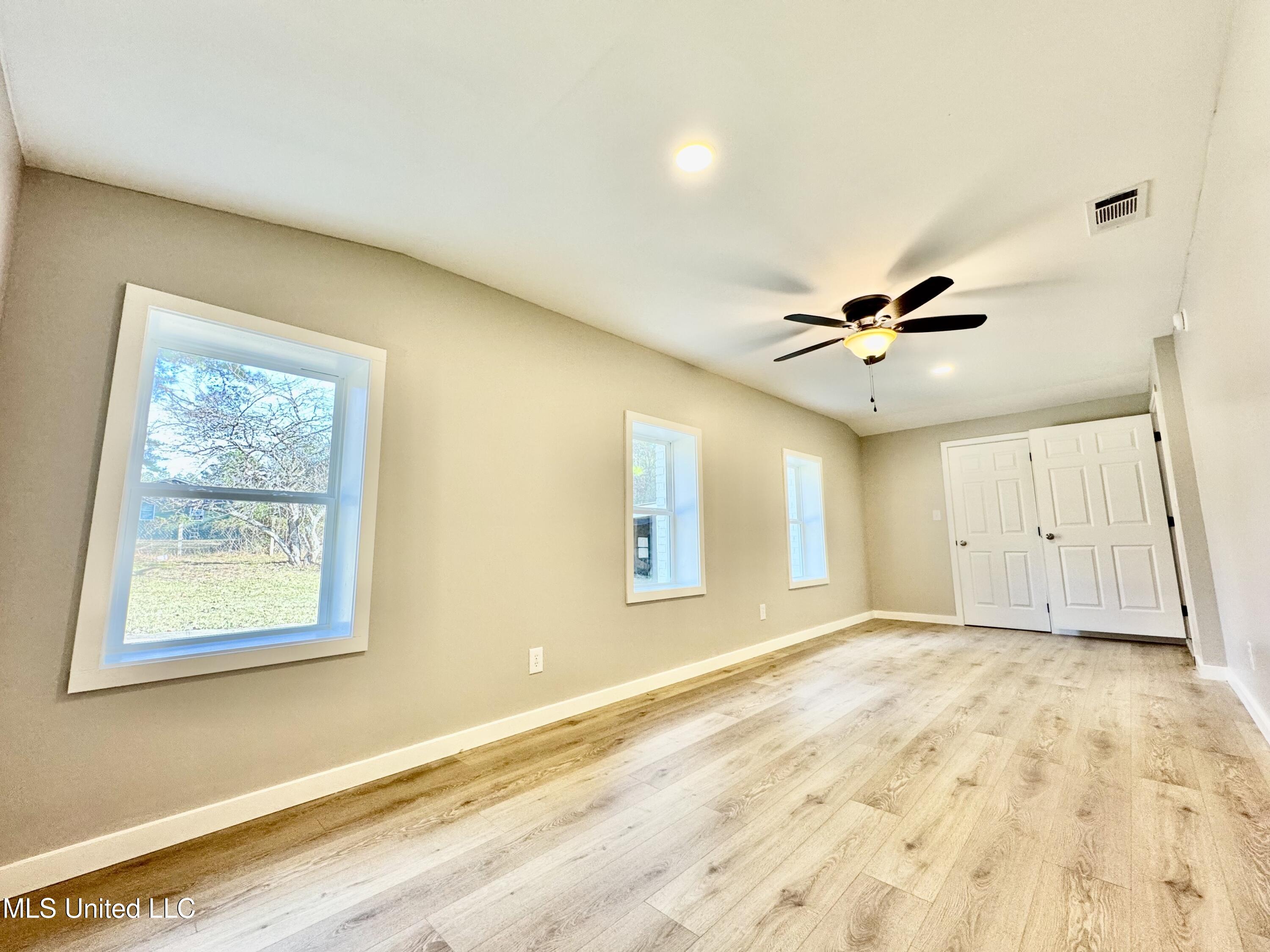 107 Cunningham Road Holly Springs, MS 38635 - Photo 17 of 22 IMG_3748