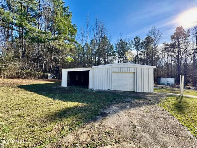 $269,900 | 107 Cunningham Road, Holly Springs, MS 38635