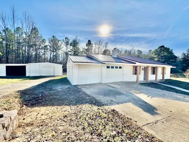 $269,900 | 107 Cunningham Road, Holly Springs, MS 38635