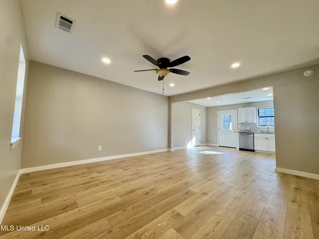 $269,900 | 107 Cunningham Road, Holly Springs, MS 38635