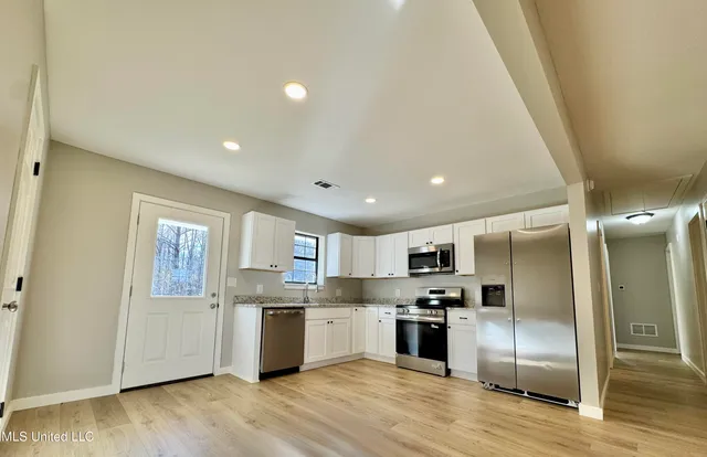 $269,900 | 107 Cunningham Road, Holly Springs, MS 38635