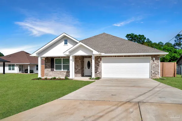 $1,995 | 1504 Ora Drive, Pensacola, FL 32506