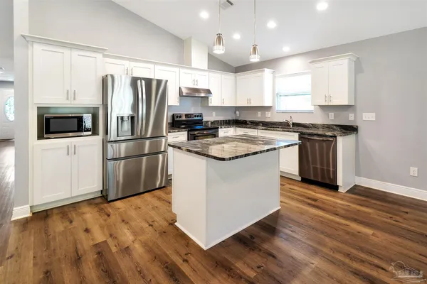 $1,995 | 1504 Ora Drive, Pensacola, FL 32506