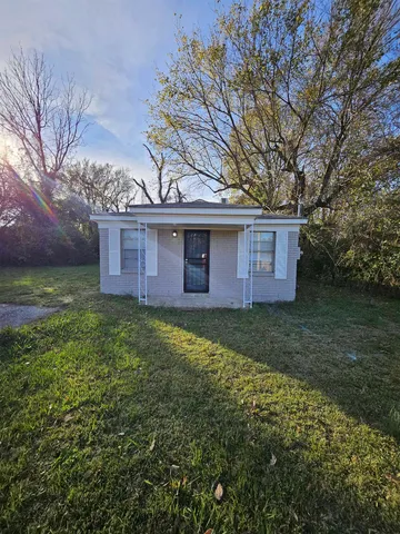 $90,000 | 3025 Ford Road, Memphis, TN 38109