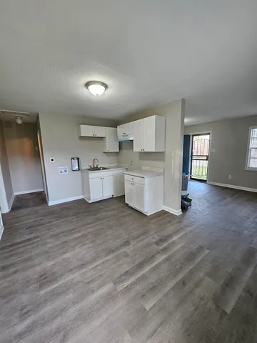 $90,000 | 3025 Ford Road, Memphis, TN 38109