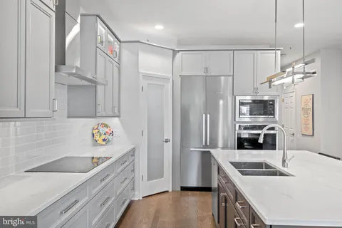 $819,000 | 44 Millstone Lane, Rockland, DE 19732