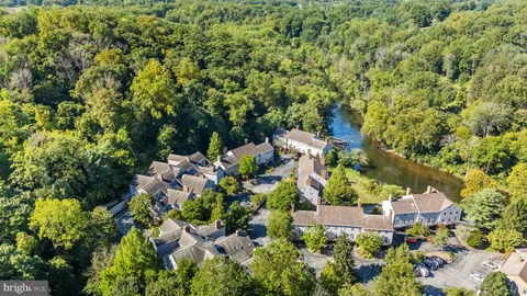 $819,000 | 44 Millstone Lane, Rockland, DE 19732