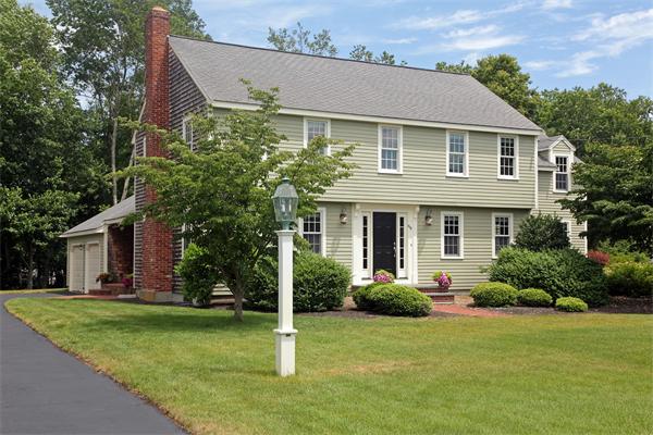 69 Riverside Drive Norwell, MA 02061 - Photo 1 of 14 Gallery Image 1