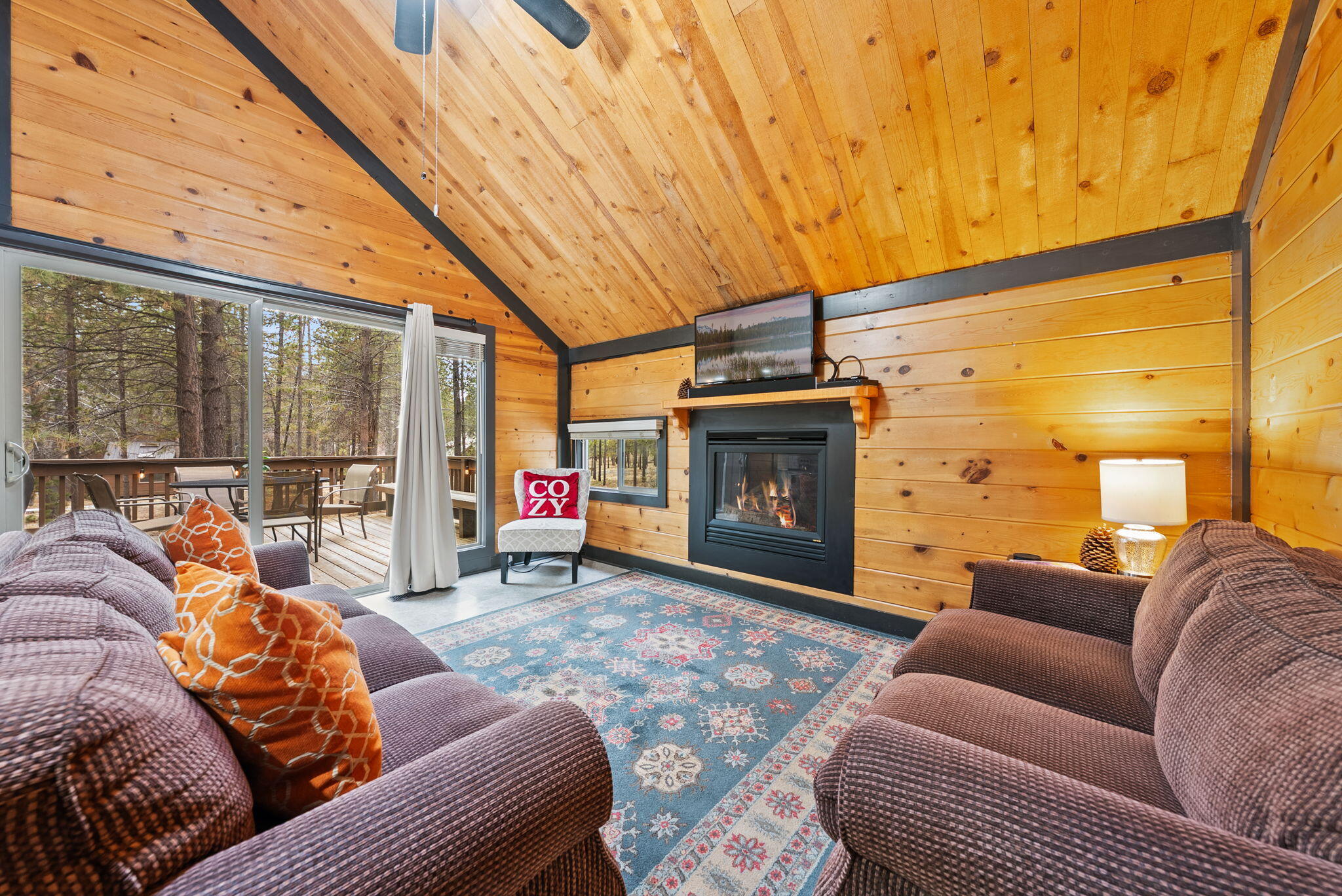 57377 Overlook Road Sunriver, OR 97707 - Photo 4 of 50 5-web-or-mls-Riley Visuals-5
