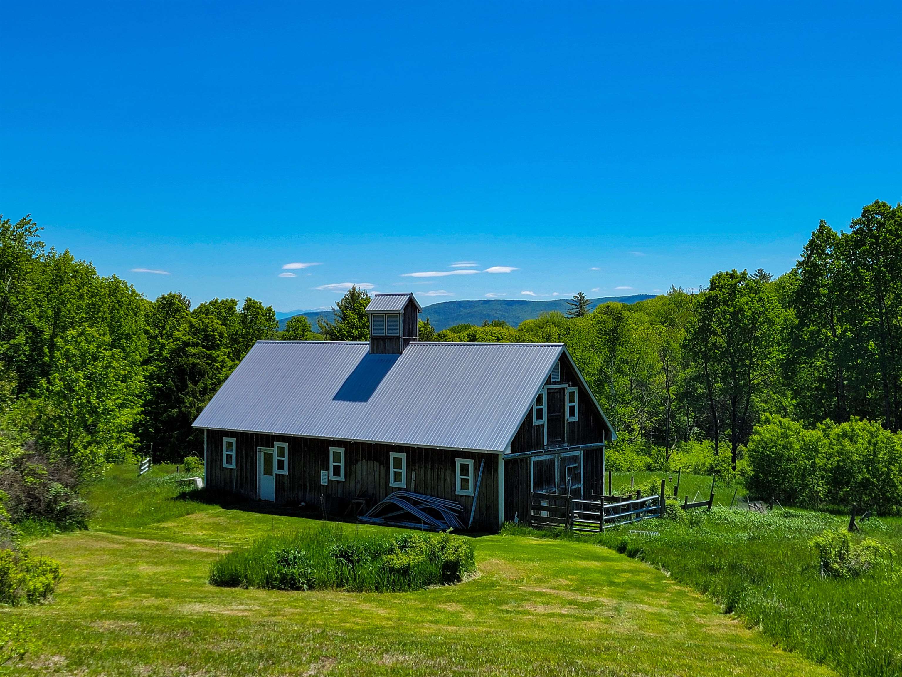 310 Sky Farm Lane Barnet, VT 05821 - Photo 11 of 59
