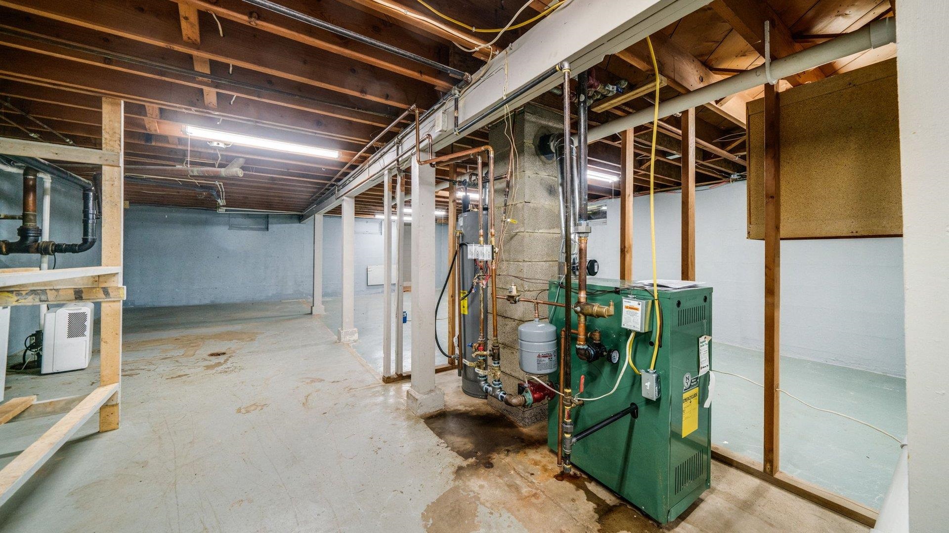 313 West Margaret Fuller Road Oregon, IL 61061 - Photo 32 of 46 a view of a room with gym equipment