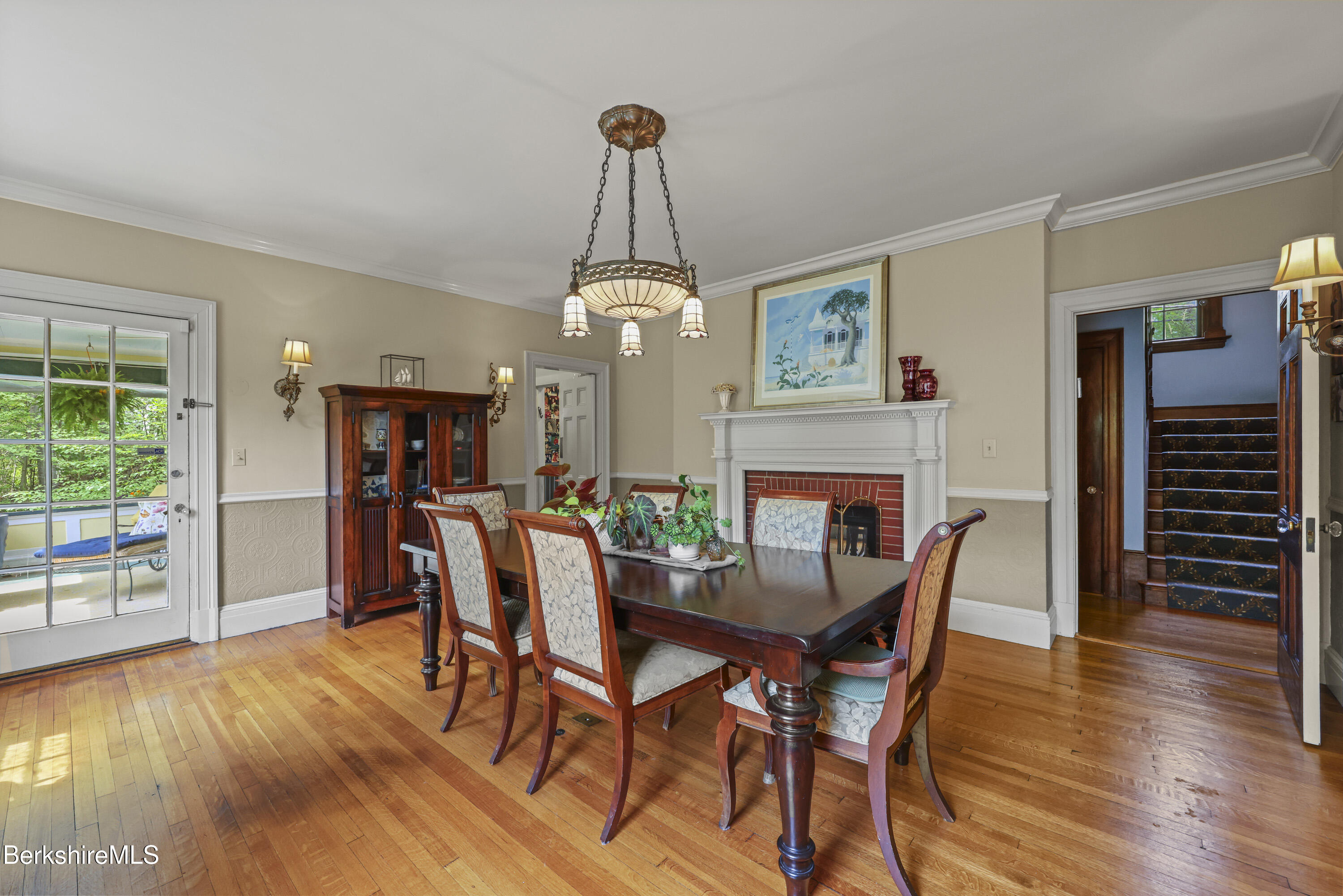 68 Colt Road Pittsfield, MA 01201 - Photo 17 of 49 Dining Room
