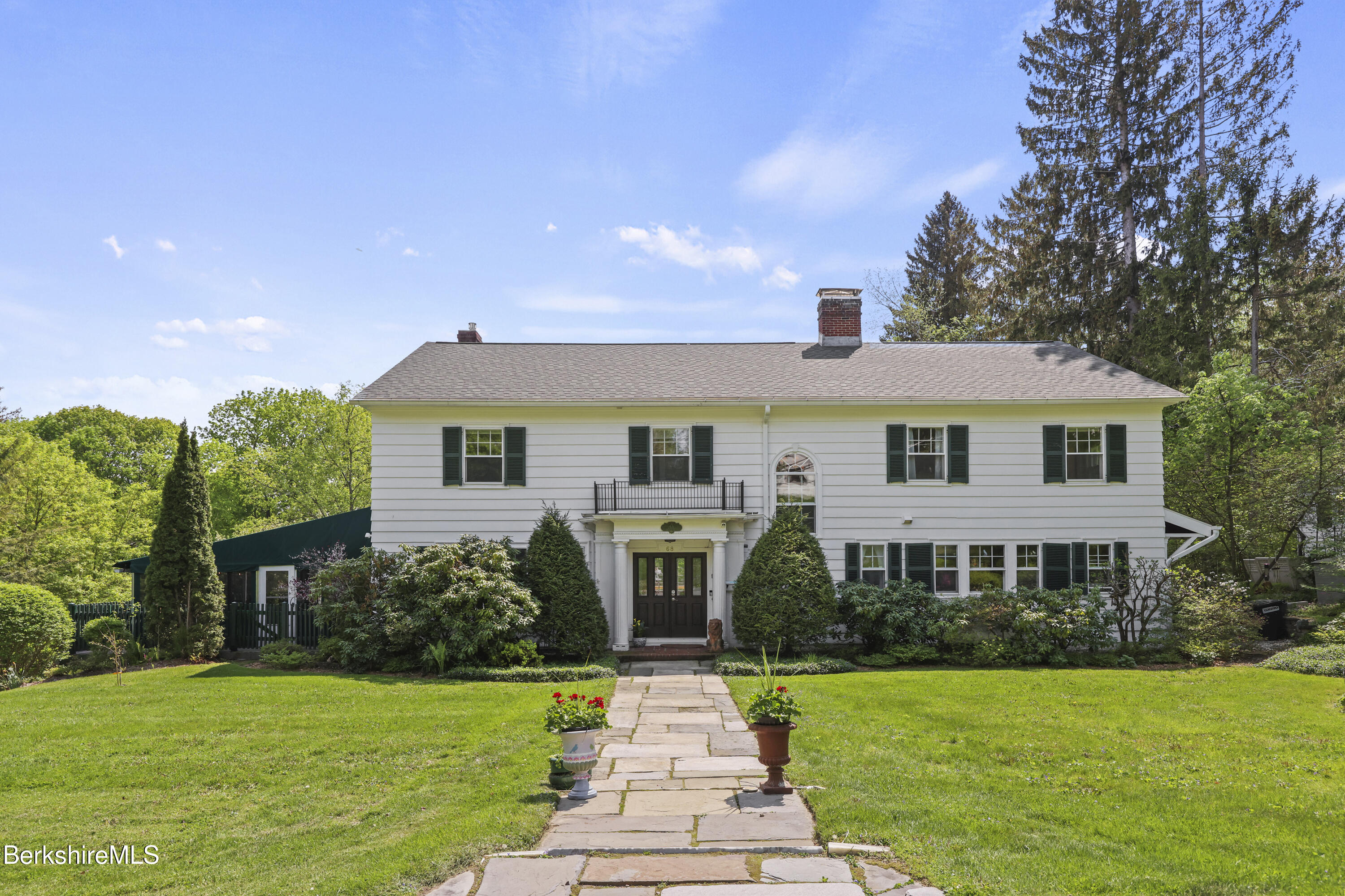 68 Colt Road Pittsfield, MA 01201 - Photo 5 of 49 Exterior Front