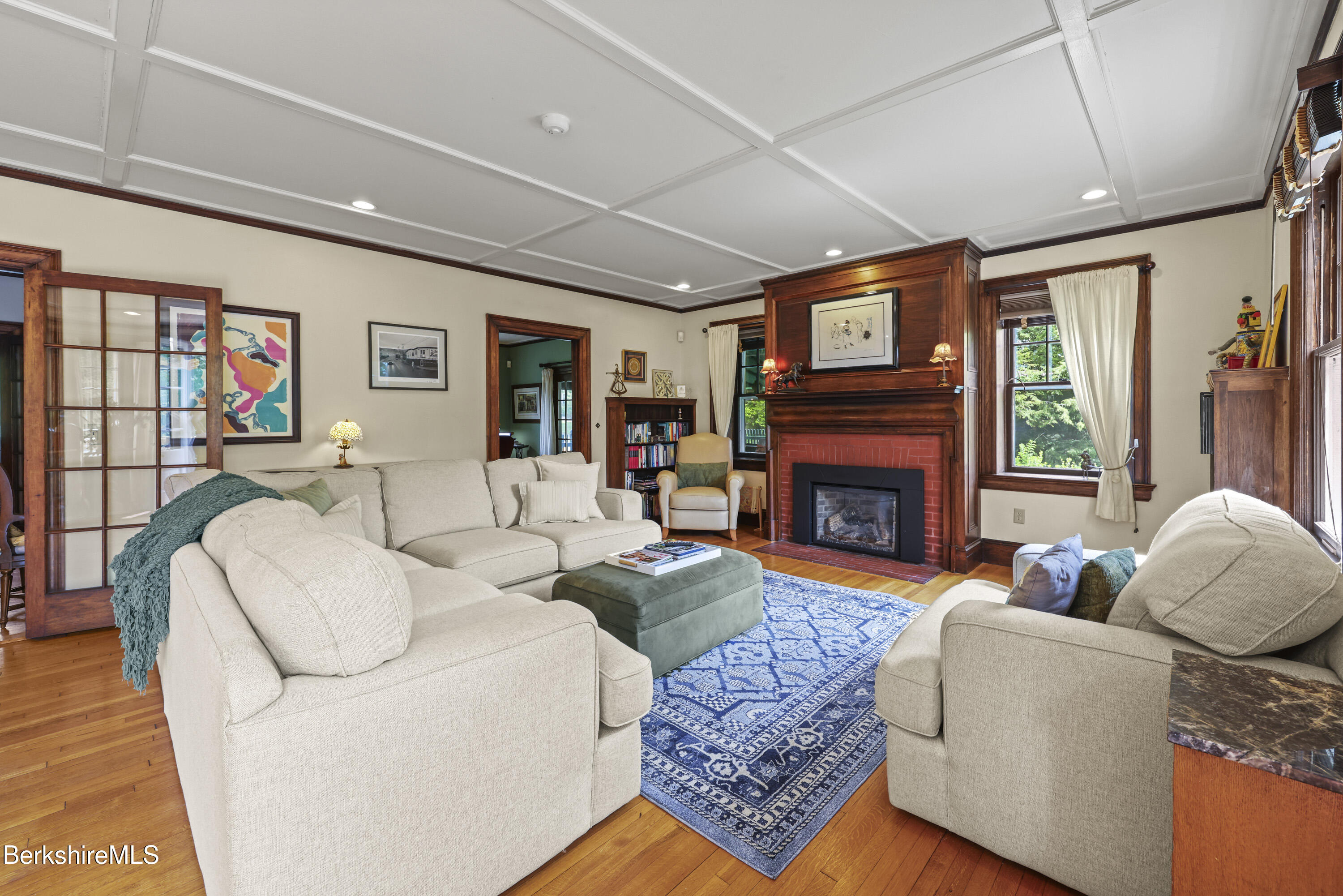 68 Colt Road Pittsfield, MA 01201 - Photo 7 of 49 Living Room