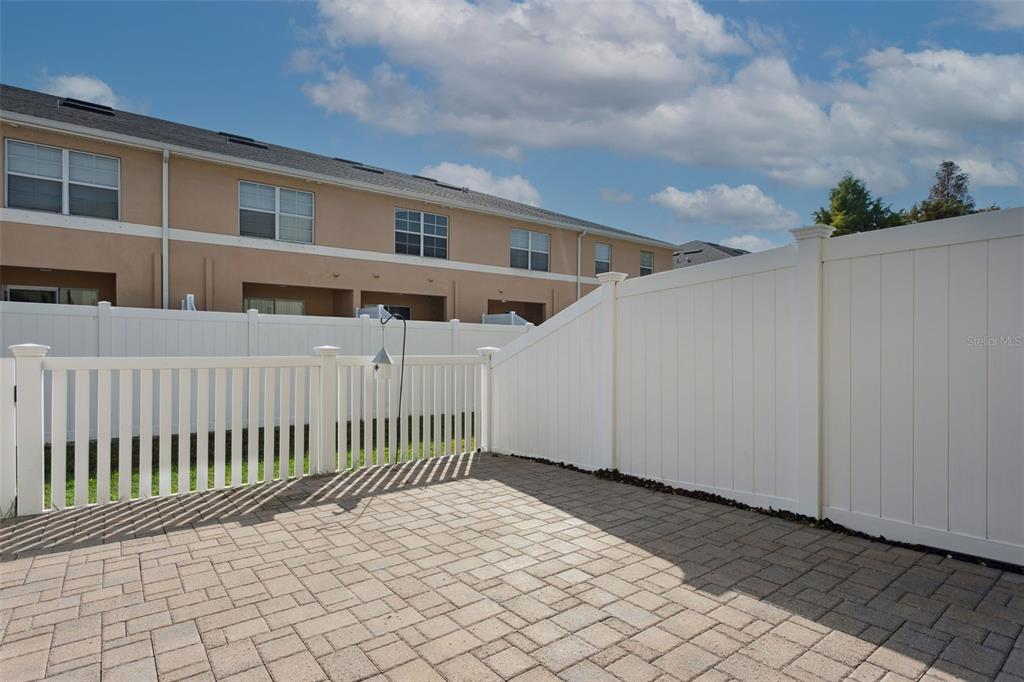 9568 Trumpet Vine Loop Trinity, FL 34655 - Photo 24 of 25 a view of a house with backyard and balcony