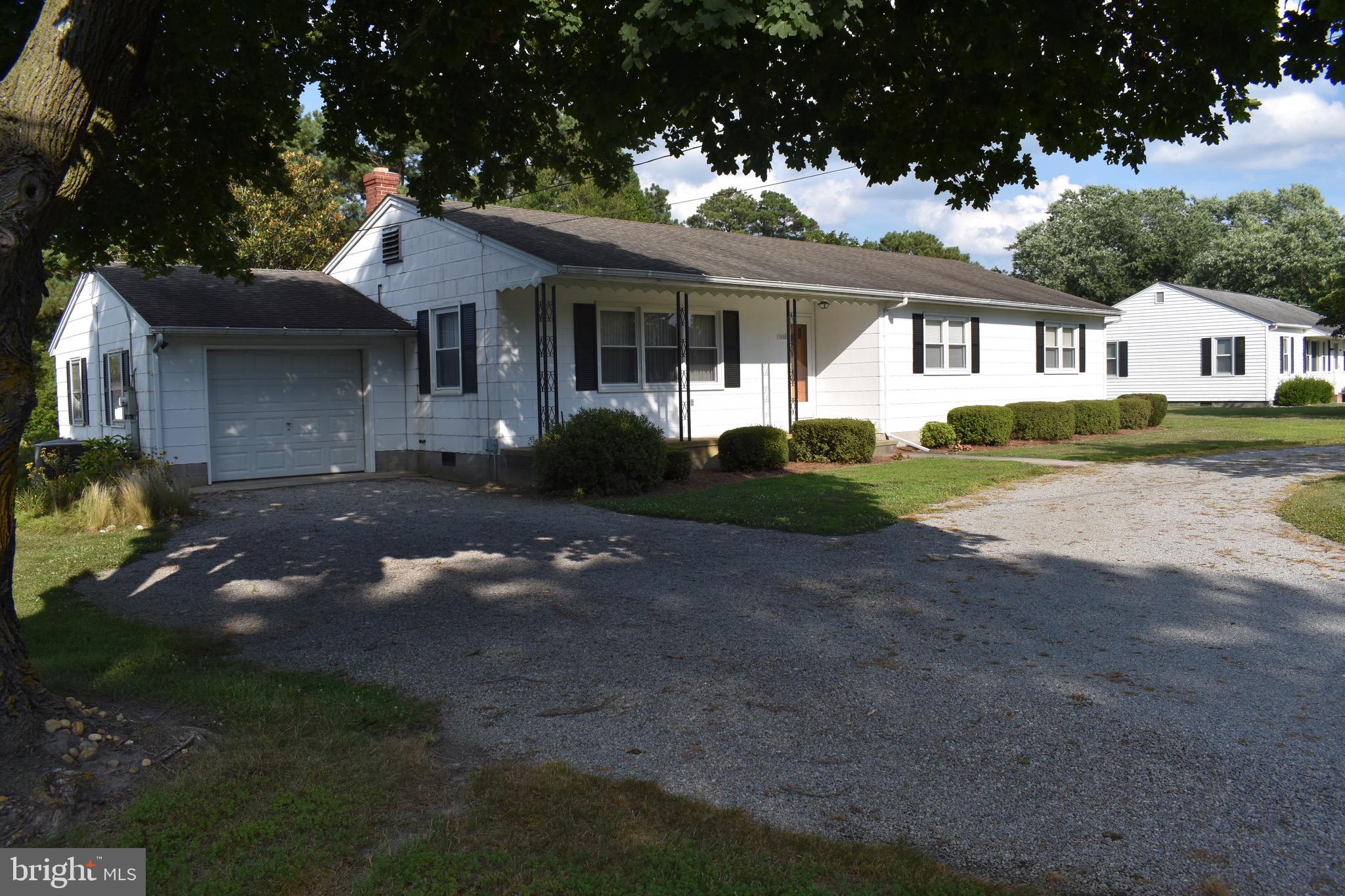 10324 Cathell Road Berlin, MD 21811 - Photo 1 of 42 Great circular driveway with ample parking