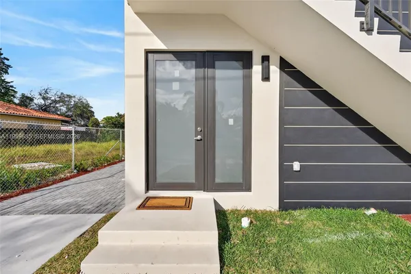 $799,000 | 18316 Southwest 102nd Place, Miami, FL 33157