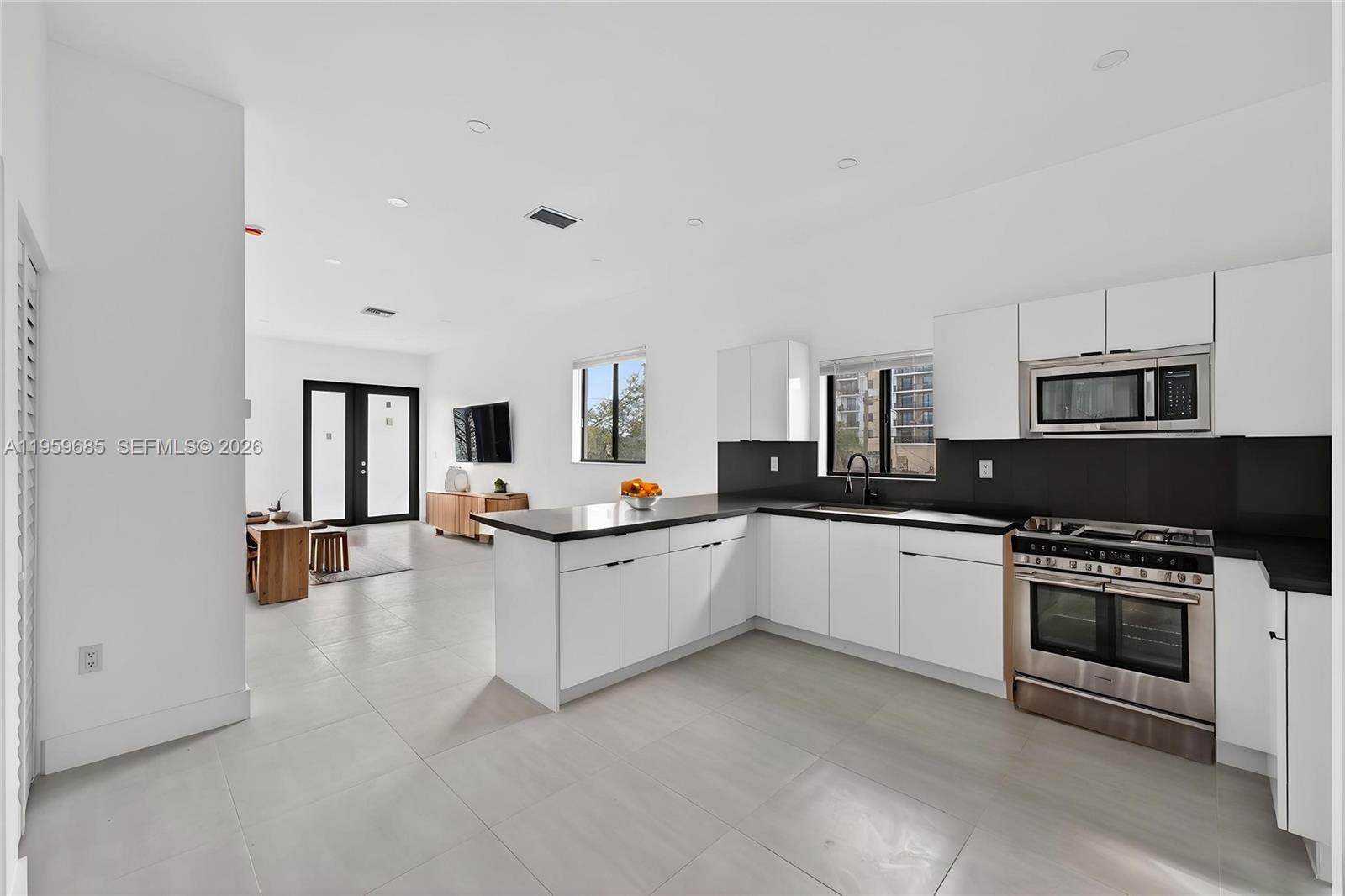 18316 Southwest 102nd Place Miami, FL 33157 - Photo 8 of 25