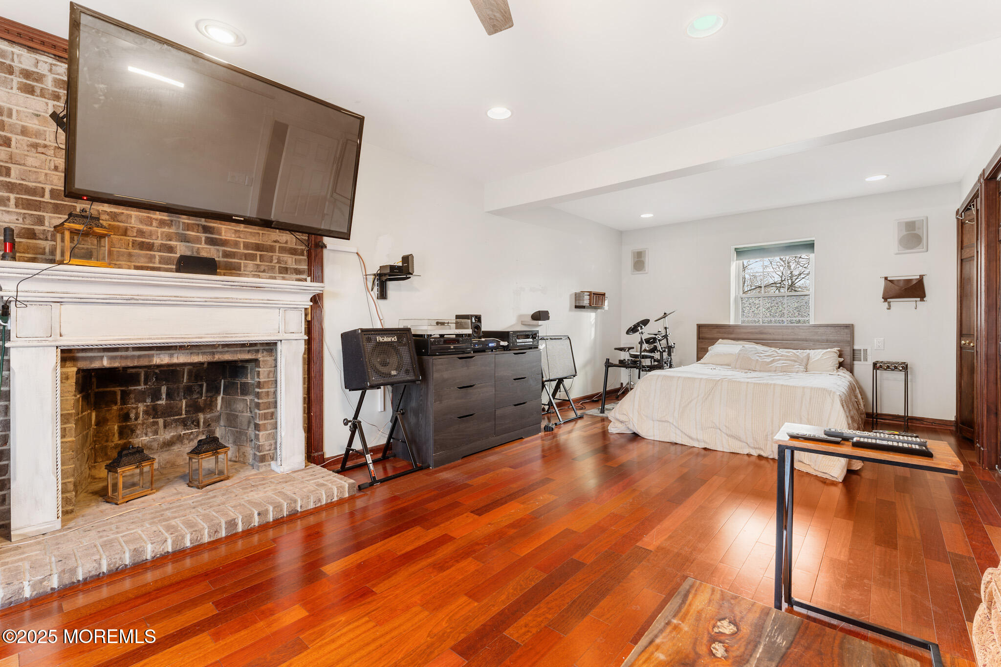 4 Yorkshire Drive Jackson, NJ 08527 - Photo 38 of 58 a living room with furniture and a fireplace