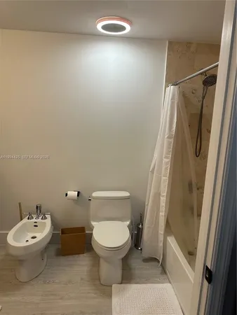 $4,300 | 3339 Virginia Street, Unit 127, Miami, FL 33133