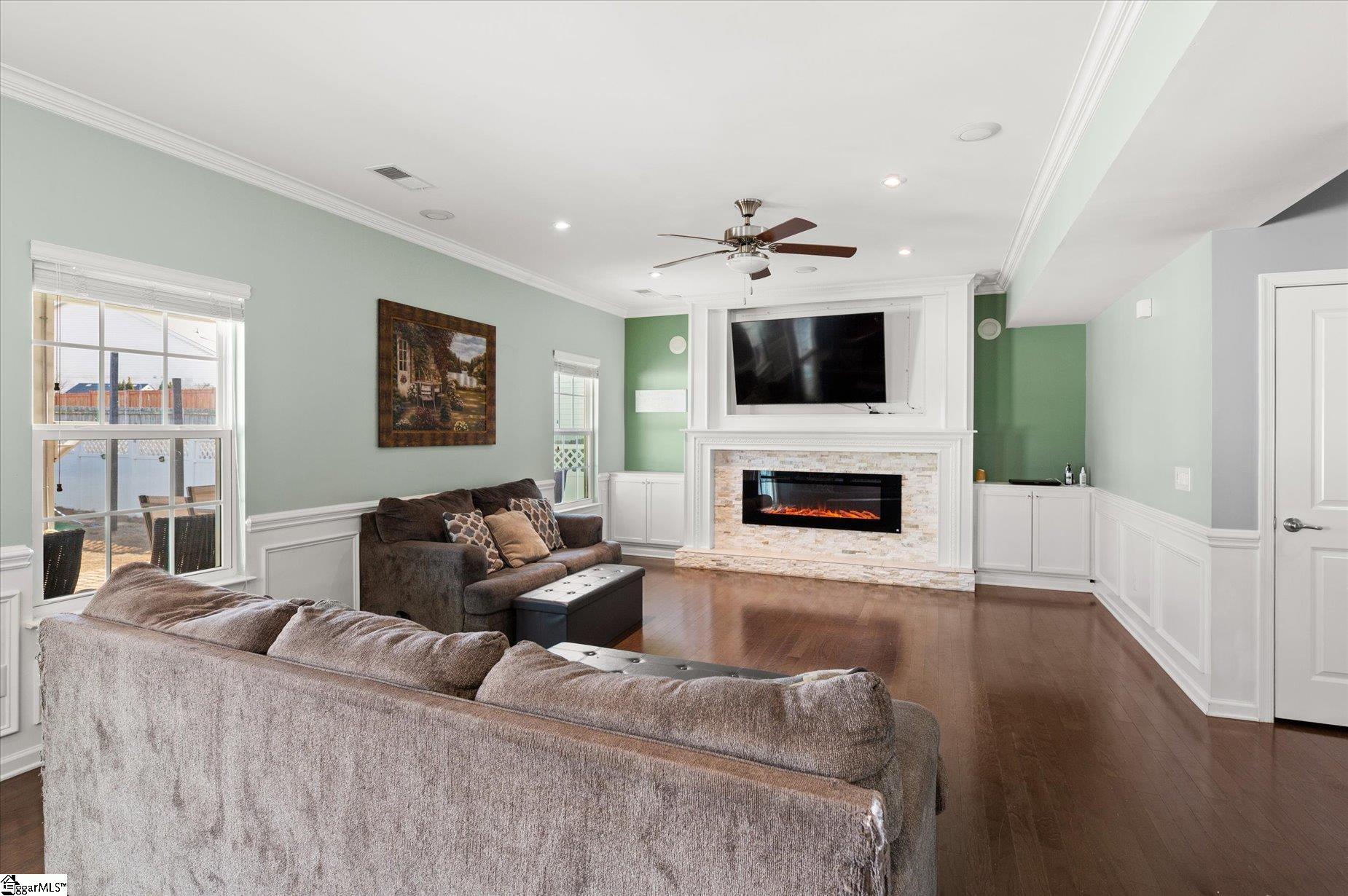 361 Bucklebury Road Greer, SC 29651 - Photo 2 of 27