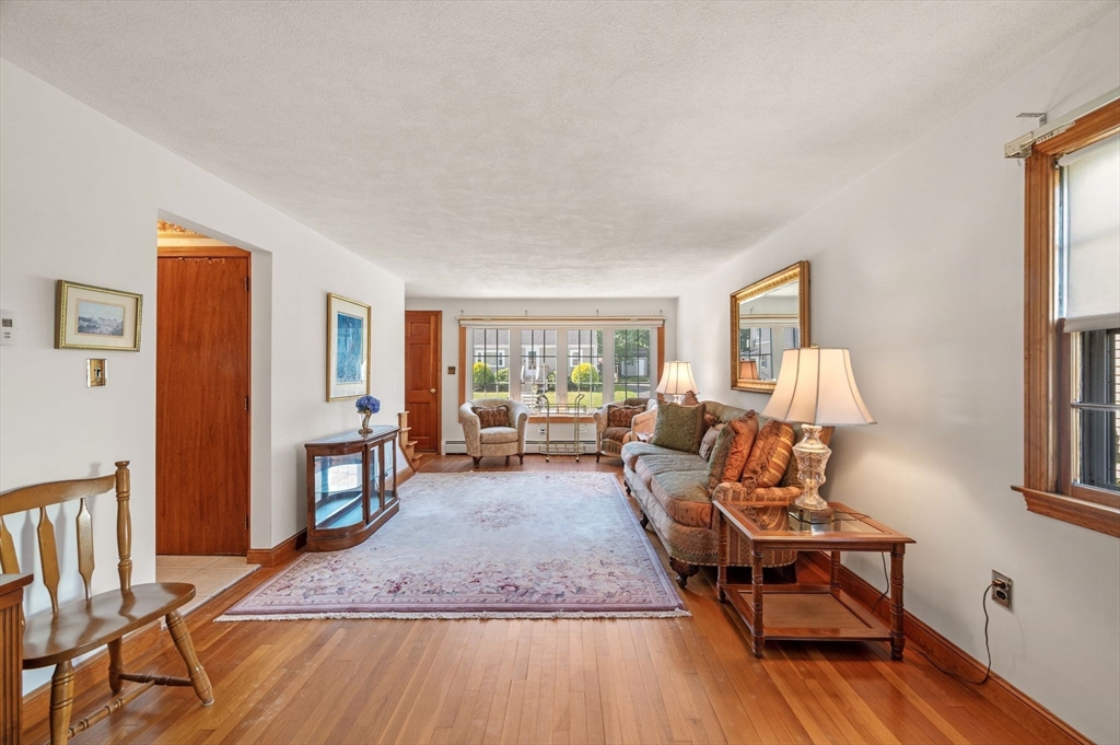 25 Colonial Road Peabody, MA 01960 - Photo 6 of 42