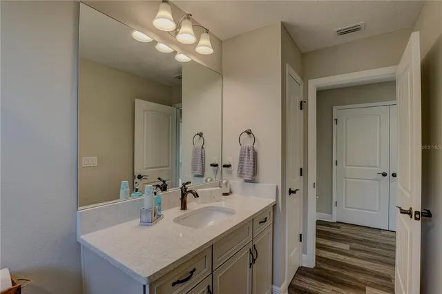 $849,900 | 14536 Woodland Spur Drive, Lithia, FL 33547