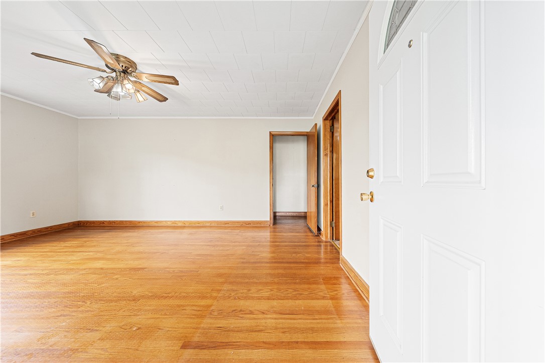 1128 Friendship Road Seneca, SC 29678 - Photo 7 of 32