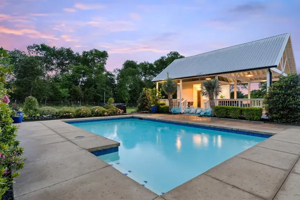 $1,499,000 | 15158 Farm To Market 916, Maypearl, TX 76064
